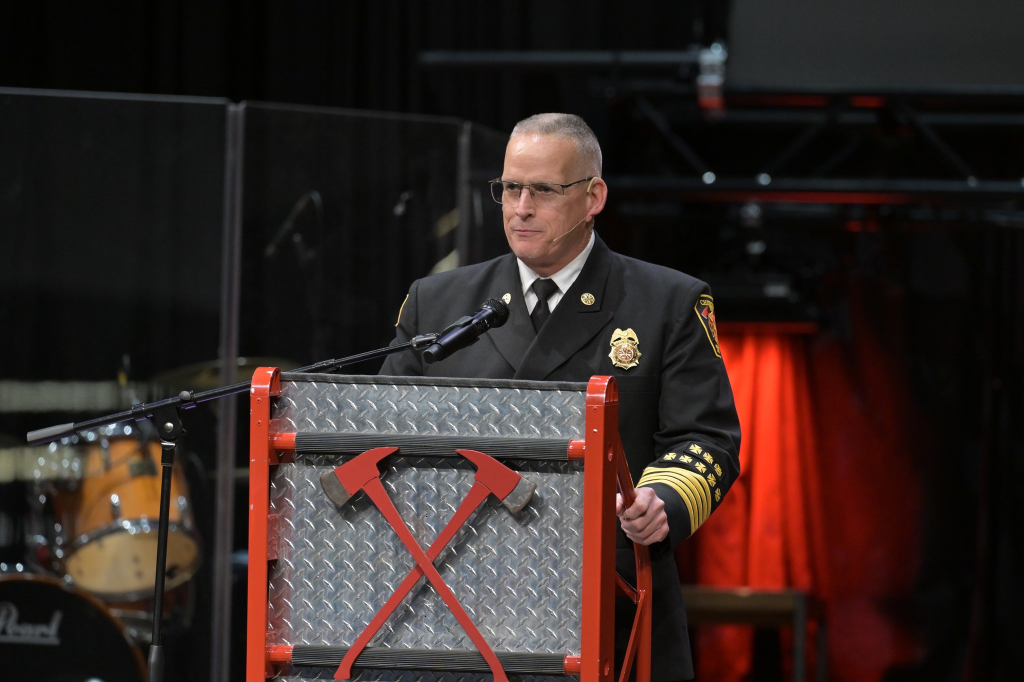 Fire Chief Eddie Robinson addresses the audience.